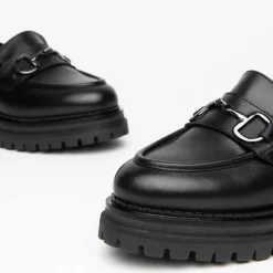 Mocassino in pelle con accessorio