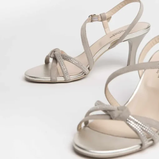 Sandalo donna con cinturini incrociati e tallone aperto