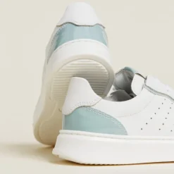Sneaker con Lacci Bianca e Cielo