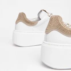 Sneakers donna con in pelle con lacci e brillantini