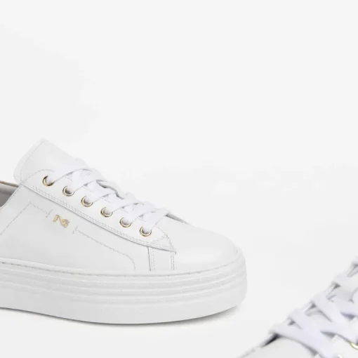 Sneakers donna  in pelle con lacci