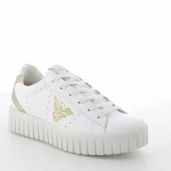 Sneakers in pelle con lacci