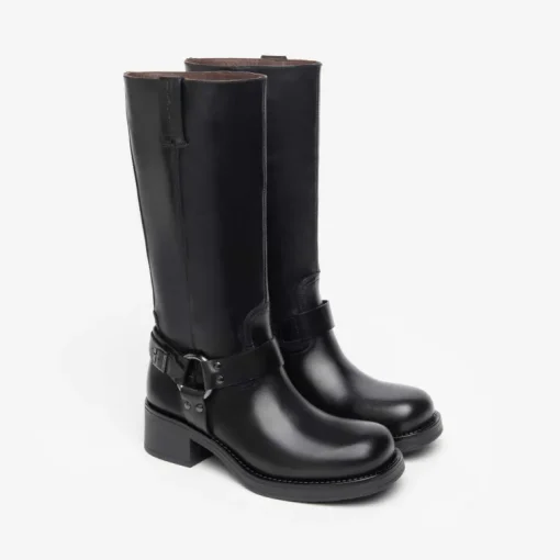 Stivaletto donna in pelle con anelle laterali