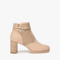 Stivaletto in pelle con tacco largo