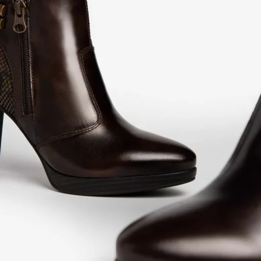 Stivaletto in Pelle Con Tallone effetto Pitone