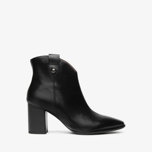 Stivaletto in pelle tipo Texano