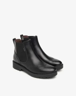 Stivaletto tipo Betles con Punta a Coda di Rondine