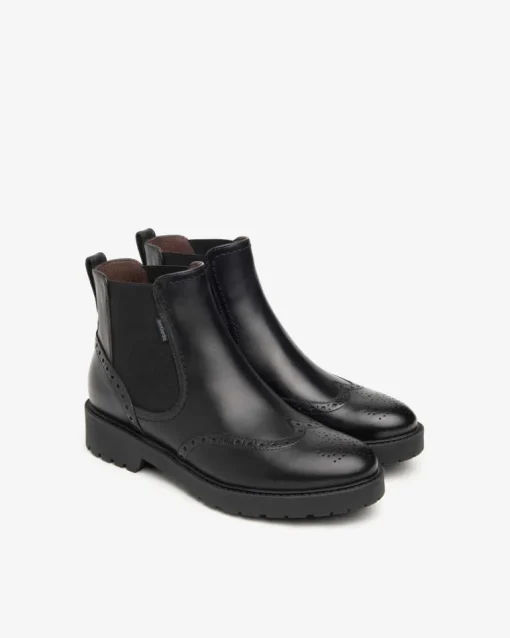 Stivaletto tipo Betles con Punta a Coda di Rondine